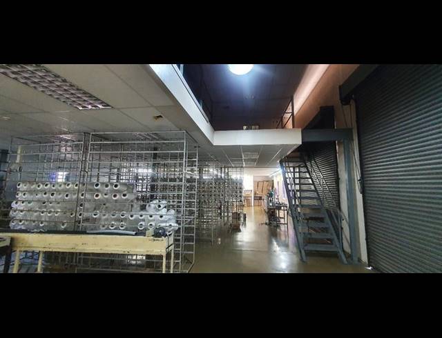 INDUSTRIAL PROPERTY TO RENT IN HENNOPSPARK